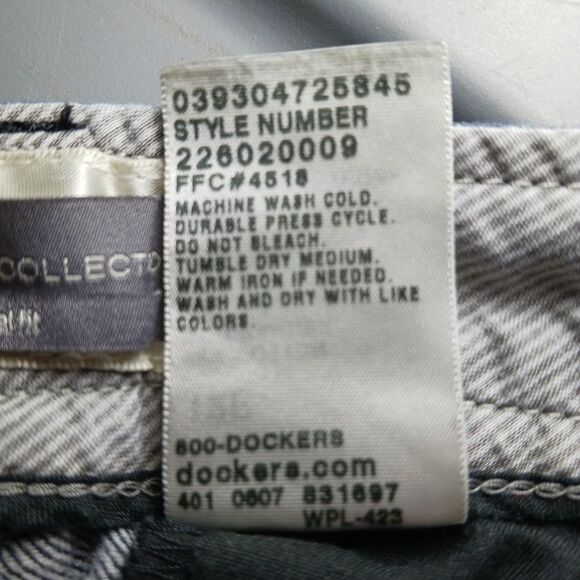 Dockers Ideal Collection Oetite Women's 12P Dark Wash Trouser, Pant, Jean. Blue. - Picture 3 of 12